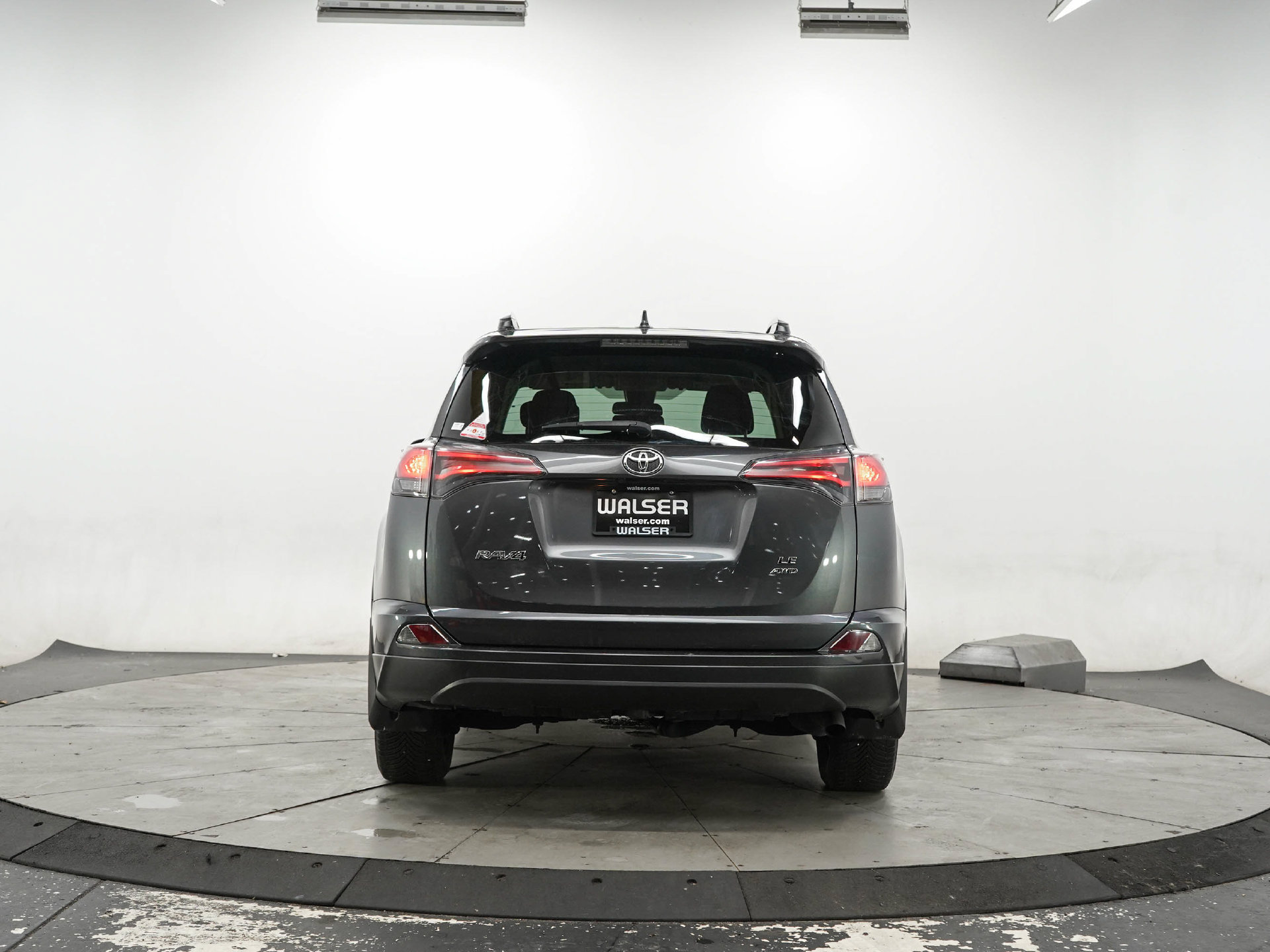 Used 2018 Toyota RAV4 LE w/ All Weather Liner Package AWD/4WD image 4