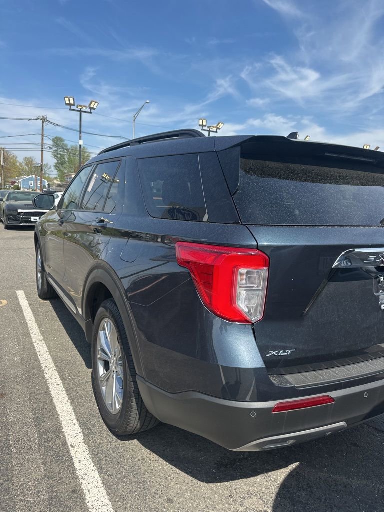 Used 2023 Ford Explorer XLT w/ Equipment Group 202A image 14