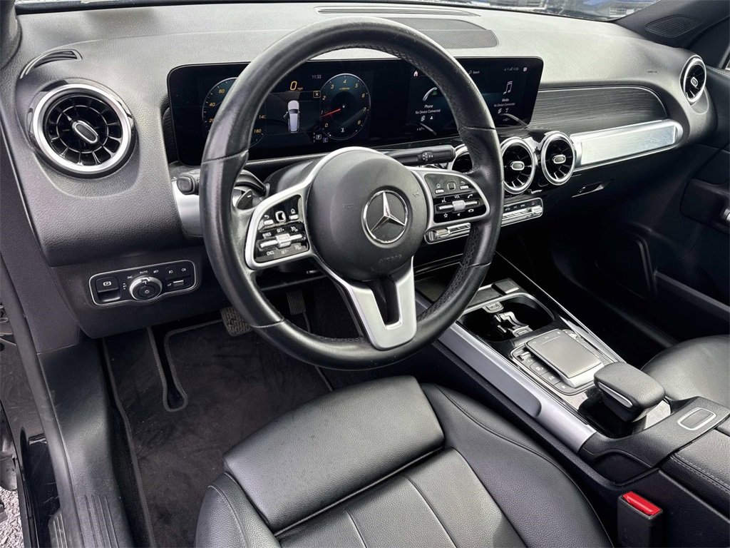 Used 2022 Mercedes-Benz GLB 250 image 32