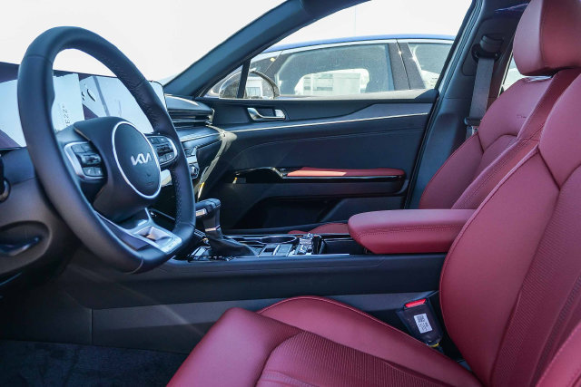 New 2026 Kia K5 GT-Line w/ GT-Line Red Interior Package FWD image 10