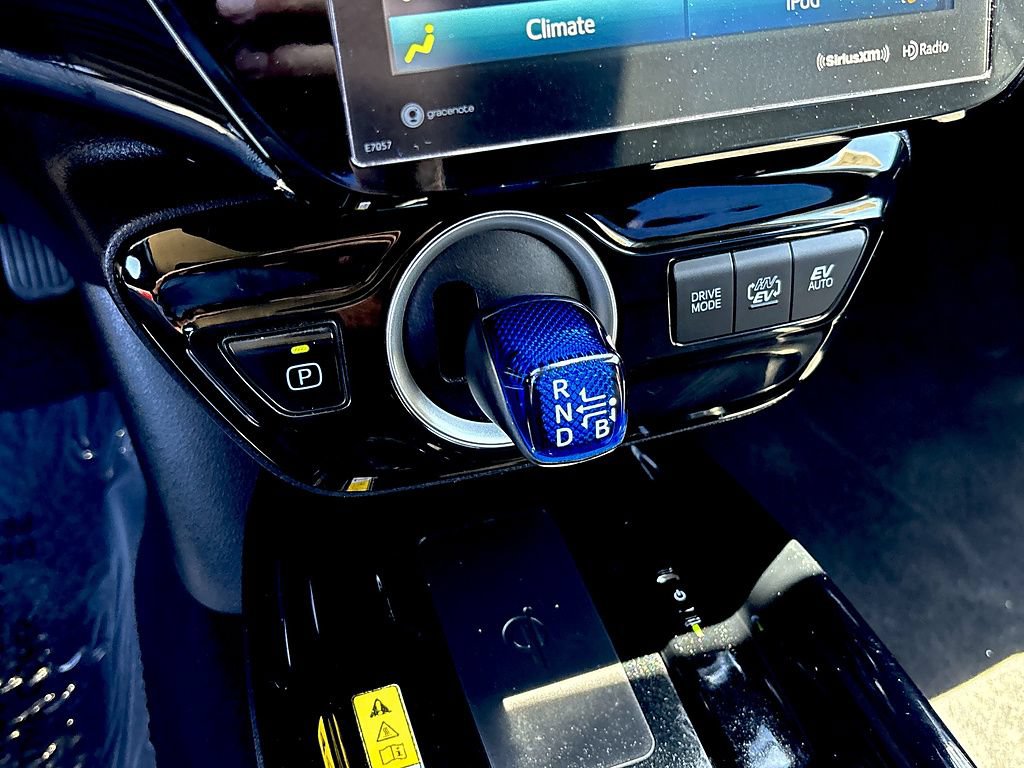 Used 2022 Toyota Prius Prime XLE FWD image 17