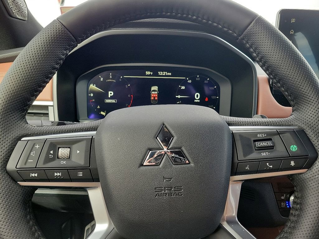 New 2026 Mitsubishi Outlander SEL image 15