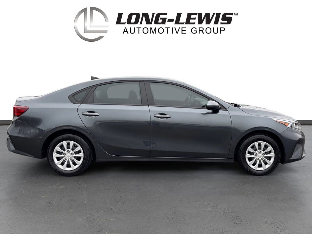 Used 2023 Kia Forte LX image 8