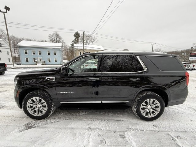 Used 2025 GMC Yukon Denali image 6