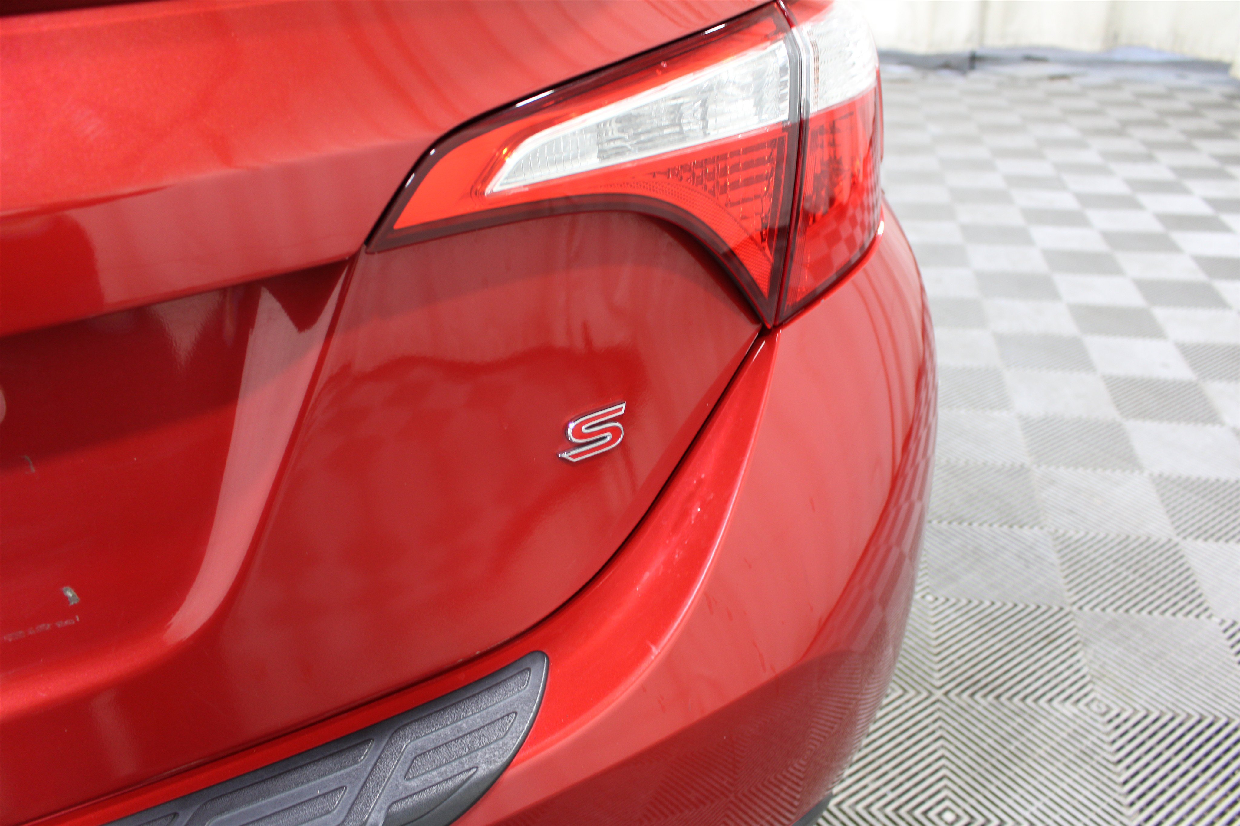 Used 2015 Toyota Corolla S w/ Body Protection Package #1 FWD image 27