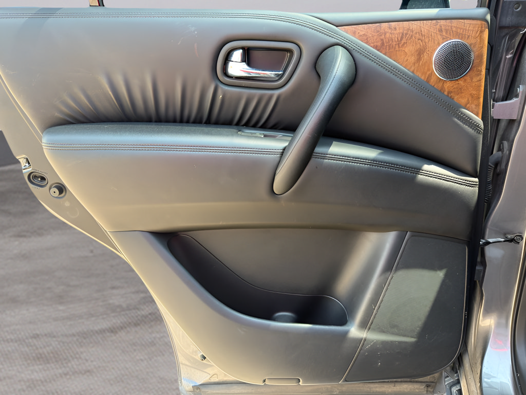 Used 2022 Nissan Armada SL RWD image 9