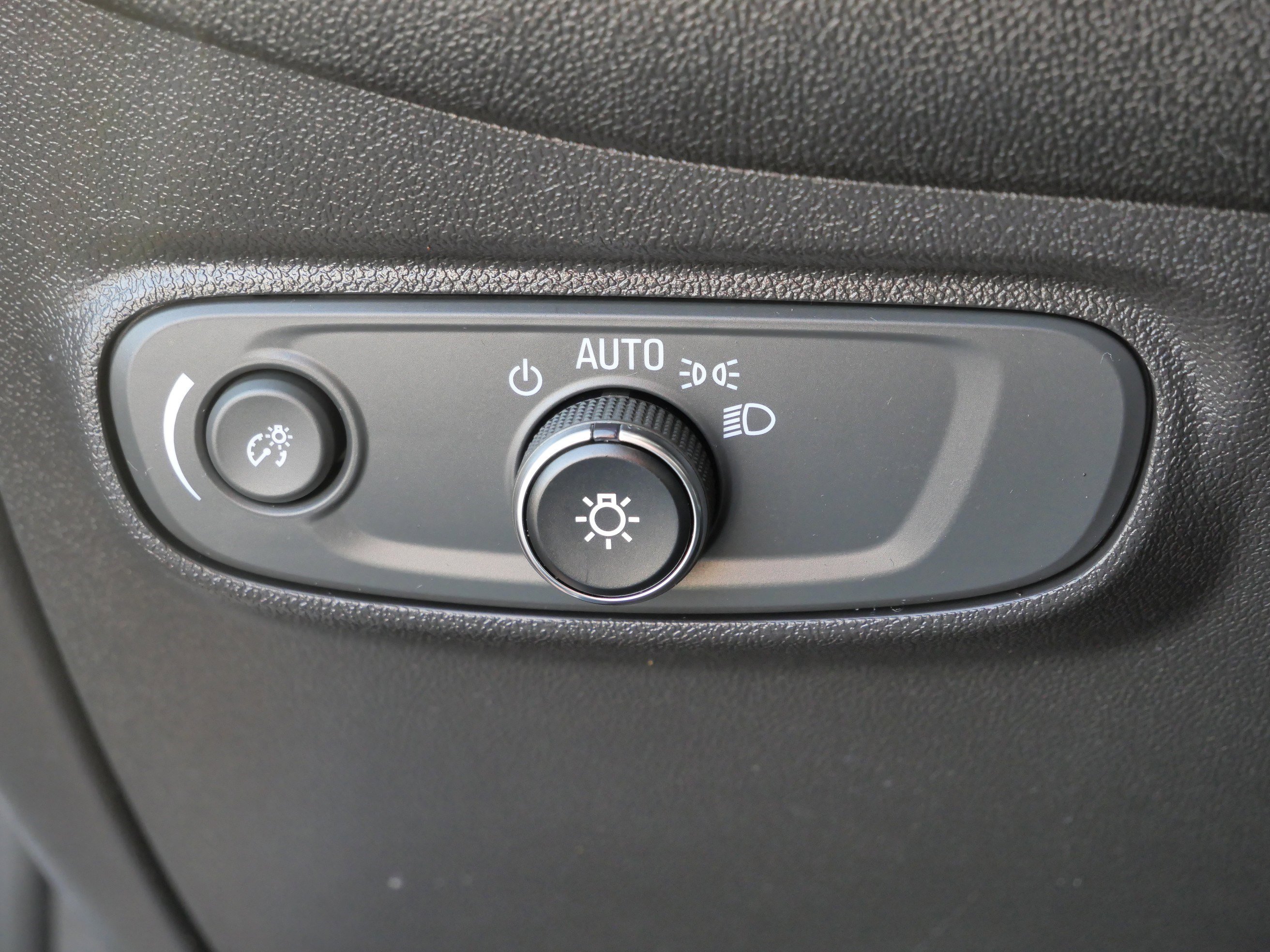 Used 2022 Chevrolet Equinox LT image 21