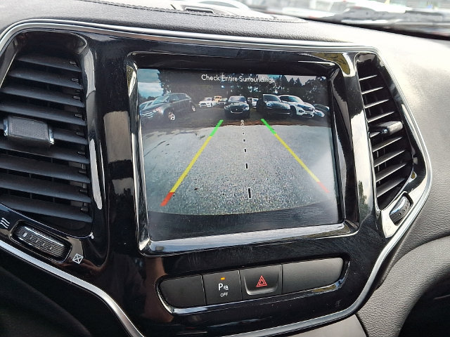 Used 2019 Jeep Cherokee Limited AWD/4WD image 24