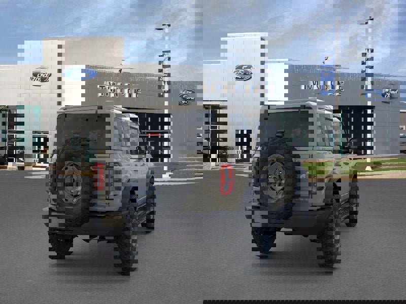 New 2025 Ford Bronco Outer Banks w/ Sasquatch Package image 8