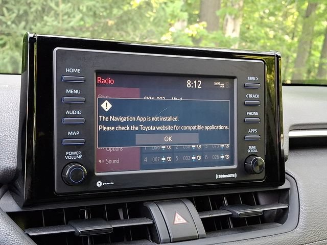 Used 2020 Toyota RAV4 LE w/ Carpet Mat Package FWD image 17