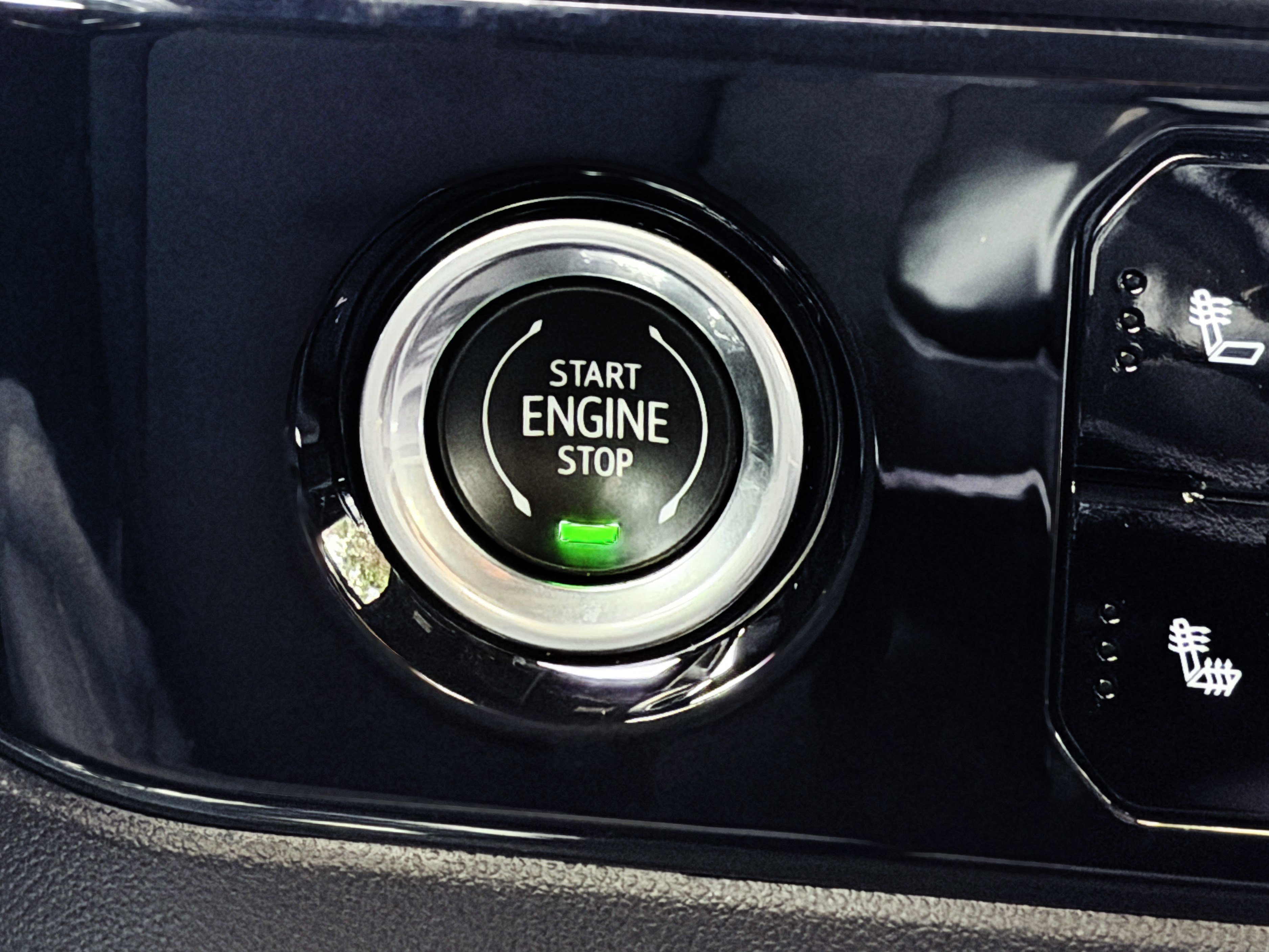 Used 2024 GMC Sierra 1500 Elevation image 34