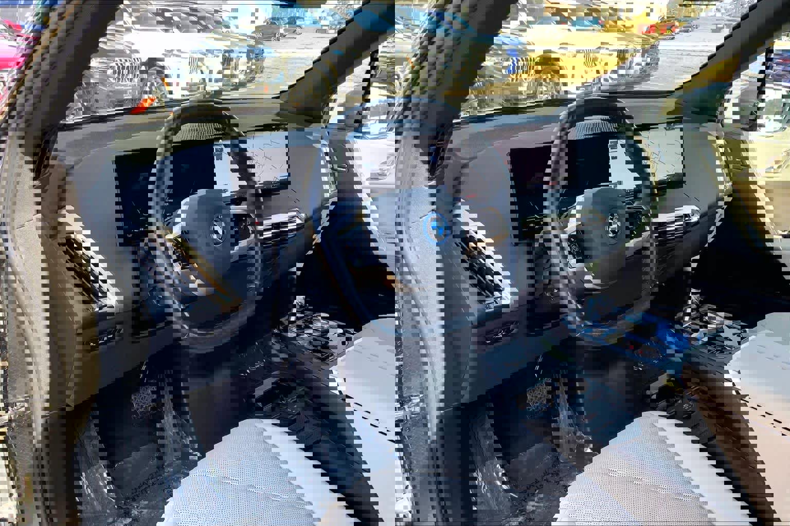 Certified 2023 BMW iX xDrive50 w/ Convenience Package AWD/4WD image 17