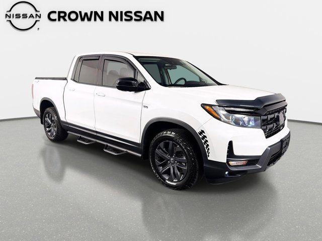 Used 2025 Honda Ridgeline Sport image 4