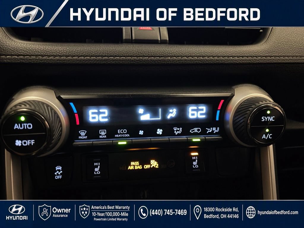Used 2025 Toyota RAV4 XLE AWD/4WD image 26