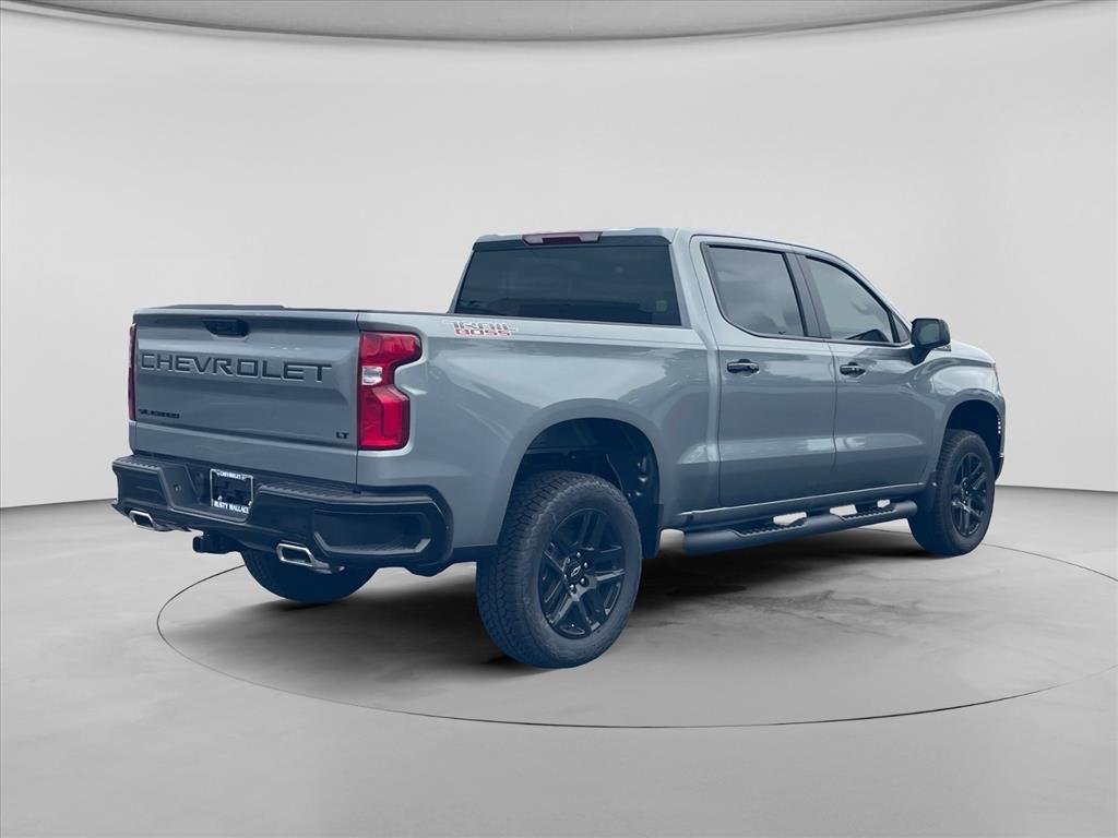 New 2026 Chevrolet Silverado 1500 LT Trail Boss w/ LPO, Dark Essentials Package AWD/4WD image 8