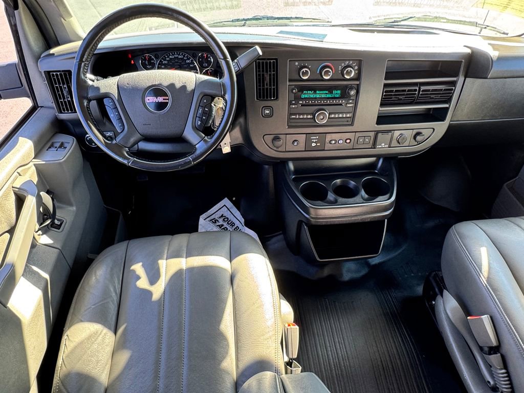 Used 2020 GMC Savana 3500 w/ Driver Convenience Package image 19