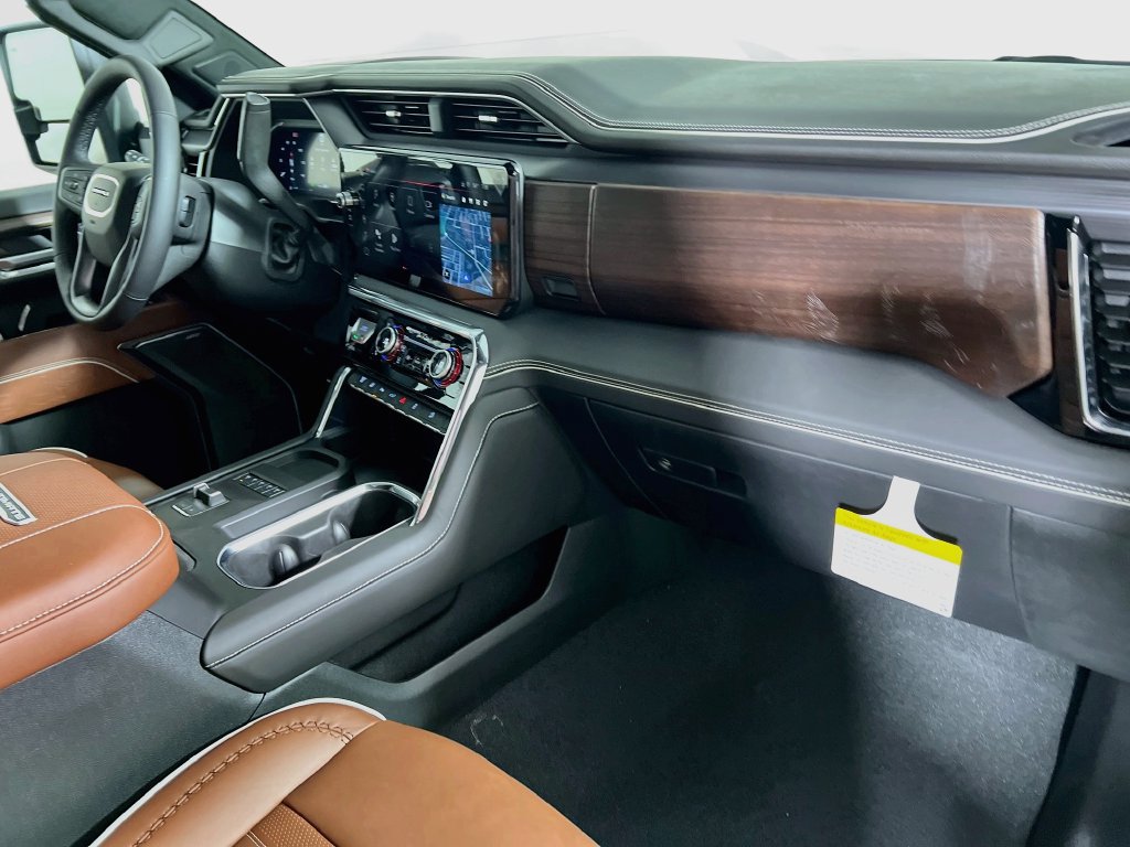New 2026 GMC Sierra 3500 Denali Ultimate AWD/4WD image 23
