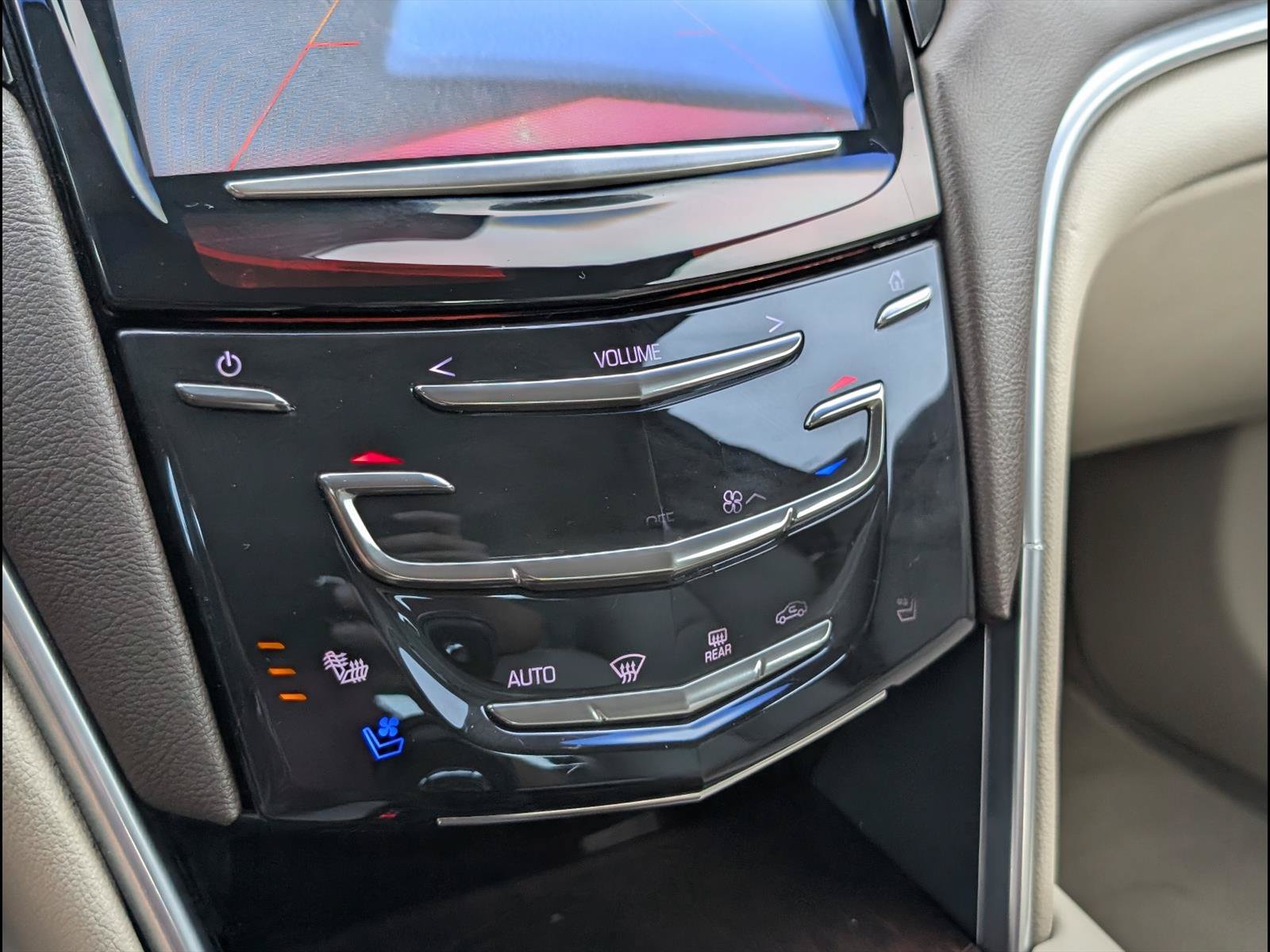 Used 2014 Cadillac XTS Luxury w/ Driver Awareness Package FWD image 14