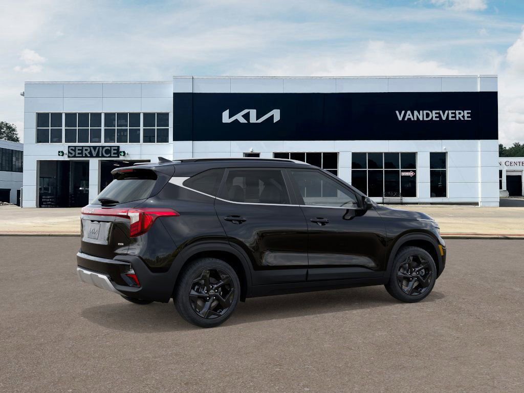 New 2026 Kia Seltos EX image 8