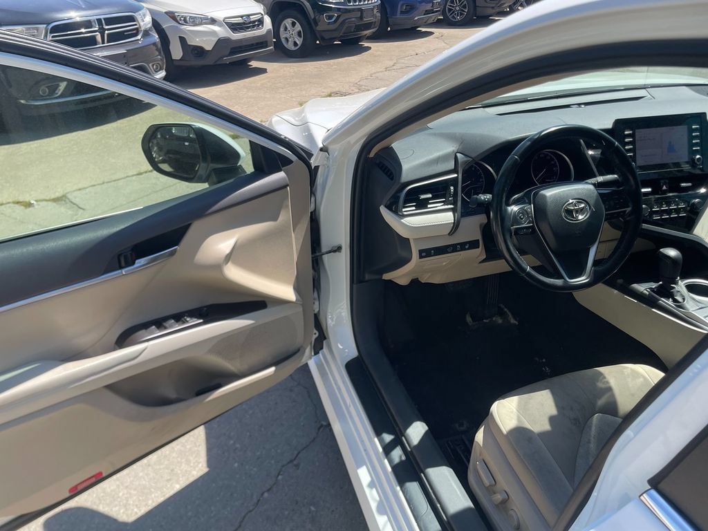 Used 2021 Toyota Camry LE w/ Cold Weather Package AWD/4WD image 10