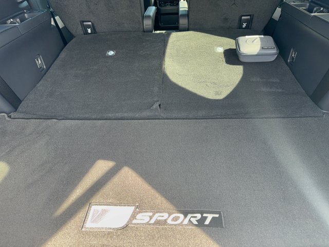 New 2026 Lexus TX 500h AWD w/ Technology Package image 31
