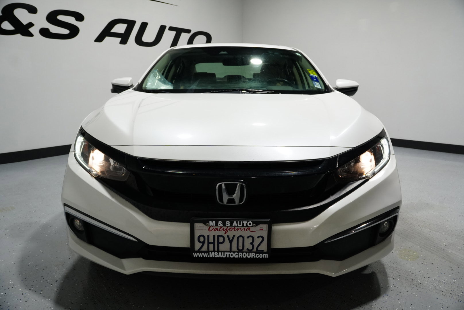 Used 2019 Honda Civic EX image 2