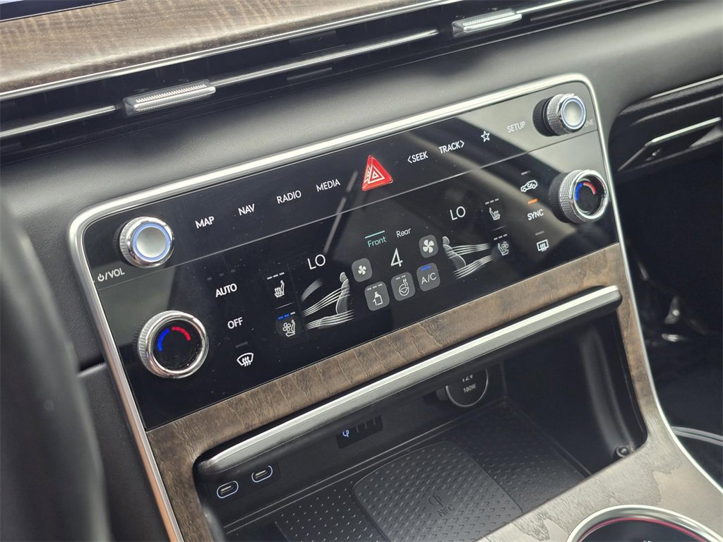 Used 2025 Genesis GV80 2.5T Advanced image 16