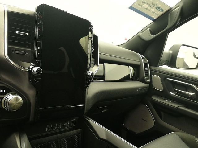 Used 2026 RAM 1500 Laramie w/ Night Edition AWD/4WD image 15