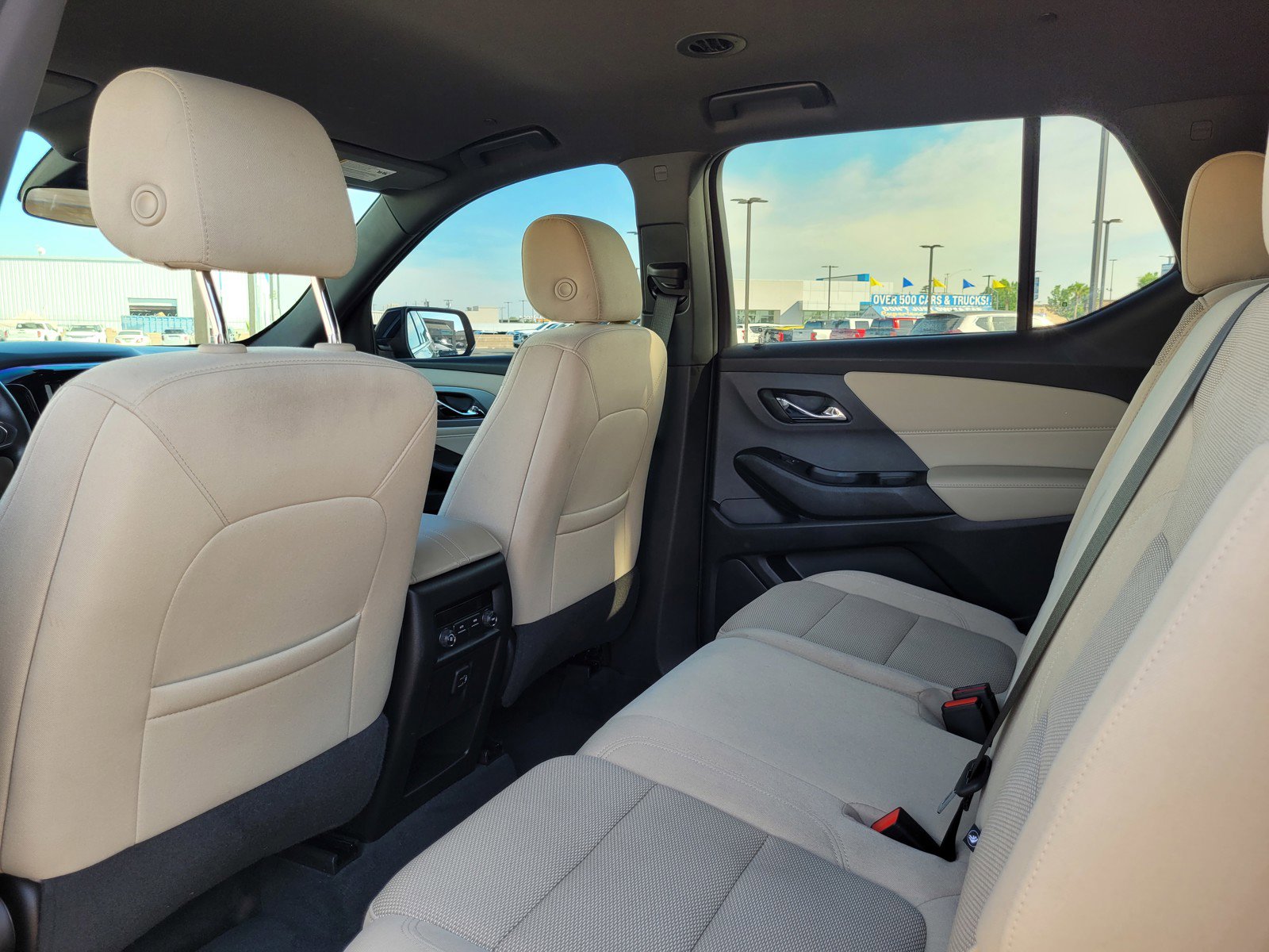 Used 2023 Chevrolet Traverse LS image 14