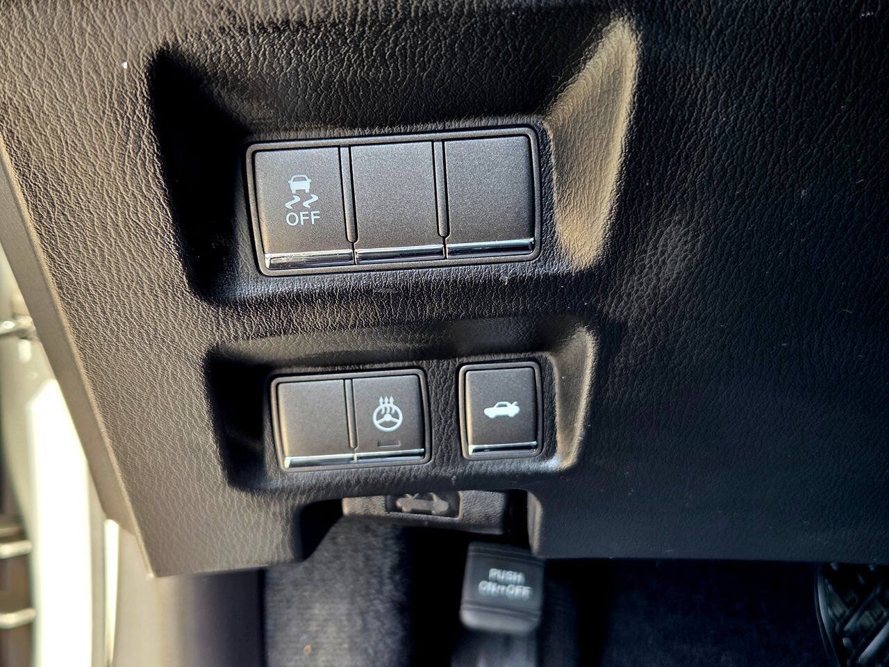 Used 2012 INFINITI M35 w/ Premium Pkg RWD image 17