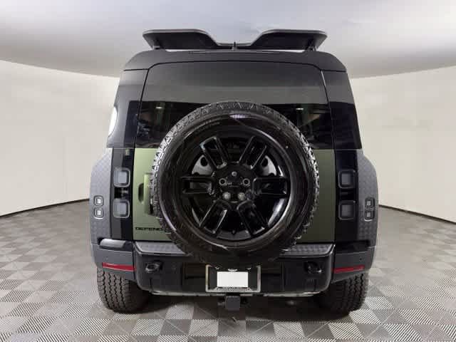 New 2026 Land Rover Defender 110 S AWD/4WD image 7