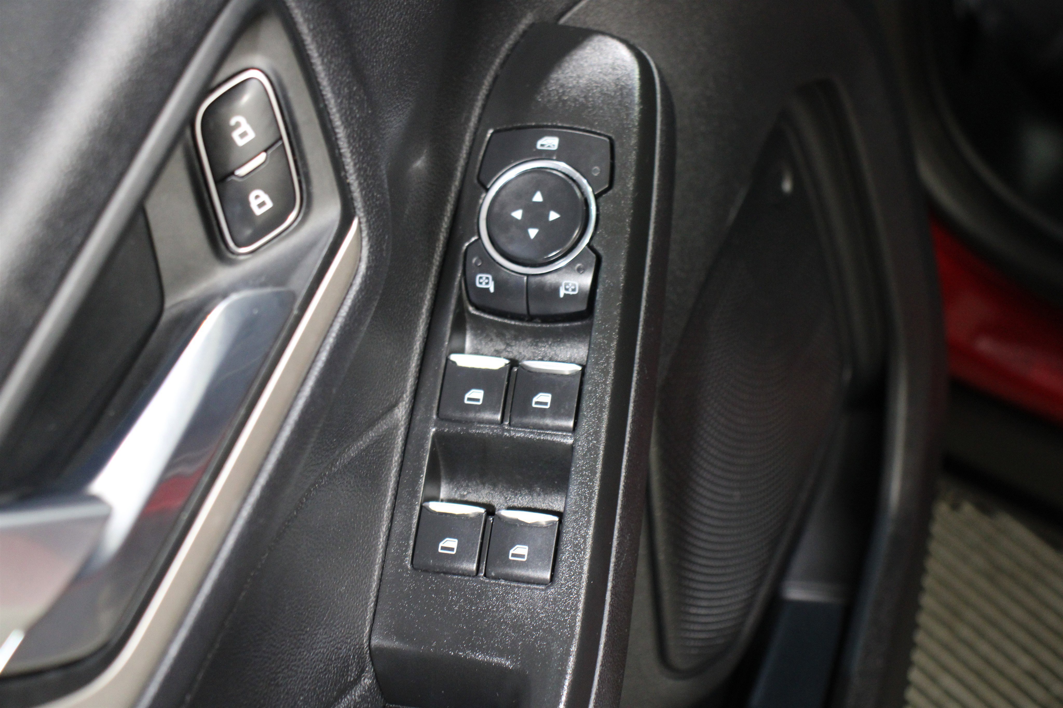 Used 2022 Ford Escape SEL image 7