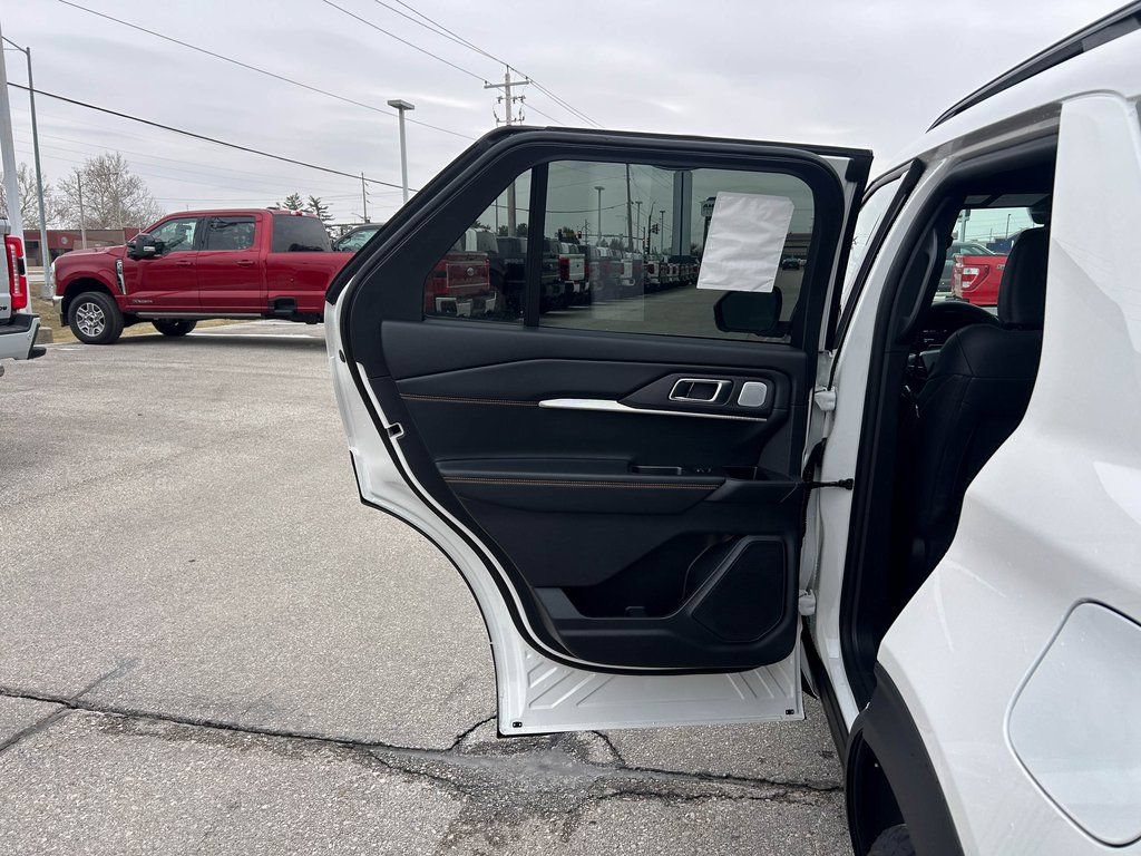 New 2026 Ford Explorer Tremor w/ Tremor Ultimate Package AWD/4WD image 15