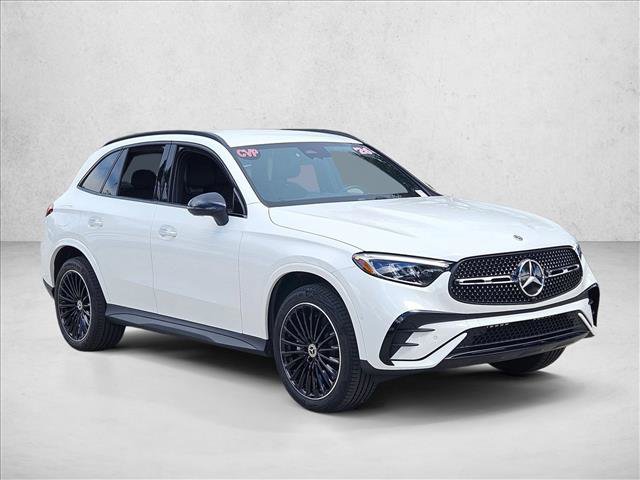 Certified 2026 Mercedes-Benz GLC 300 image 3
