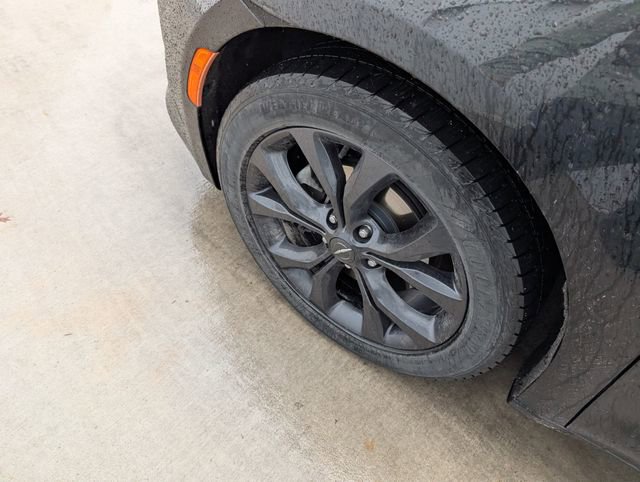 Used 2019 Chrysler Pacifica Touring Plus w/ S Appearance Package image 7