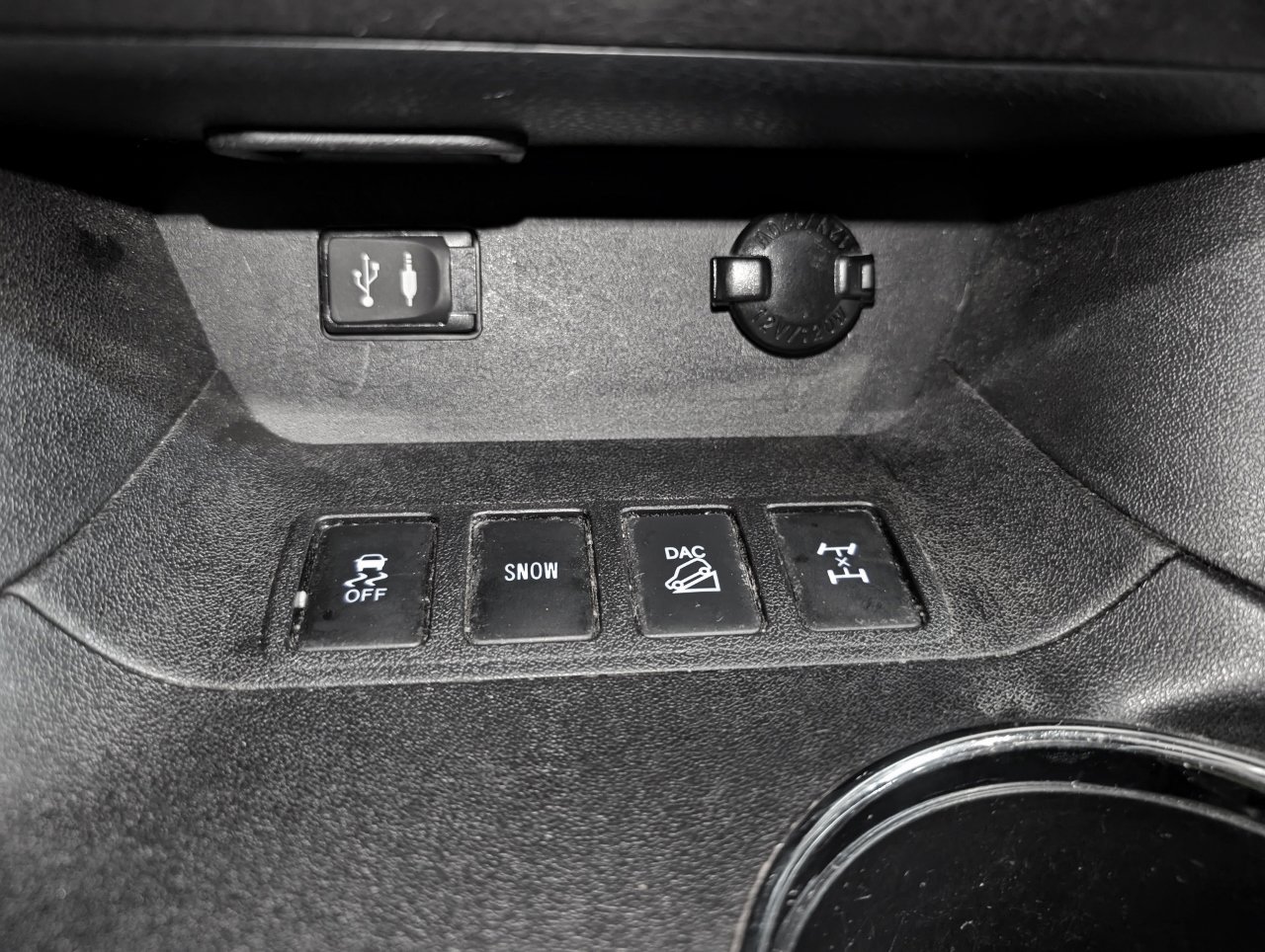 Used 2015 Toyota Highlander XLE image 46