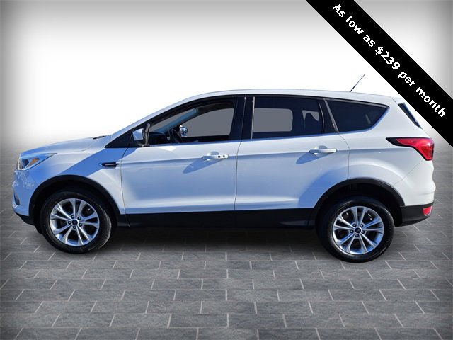 Used 2019 Ford Escape SE image 4