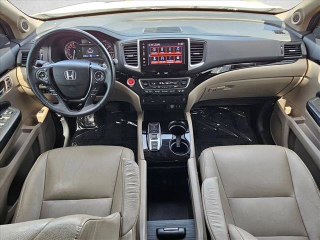 Used 2017 Honda Pilot Touring image 18