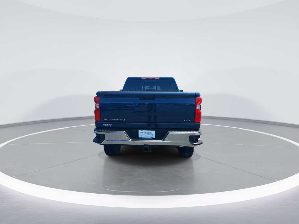 Used 2022 Chevrolet Silverado 2500 LTZ w/ LTZ Premium Package AWD/4WD image 7