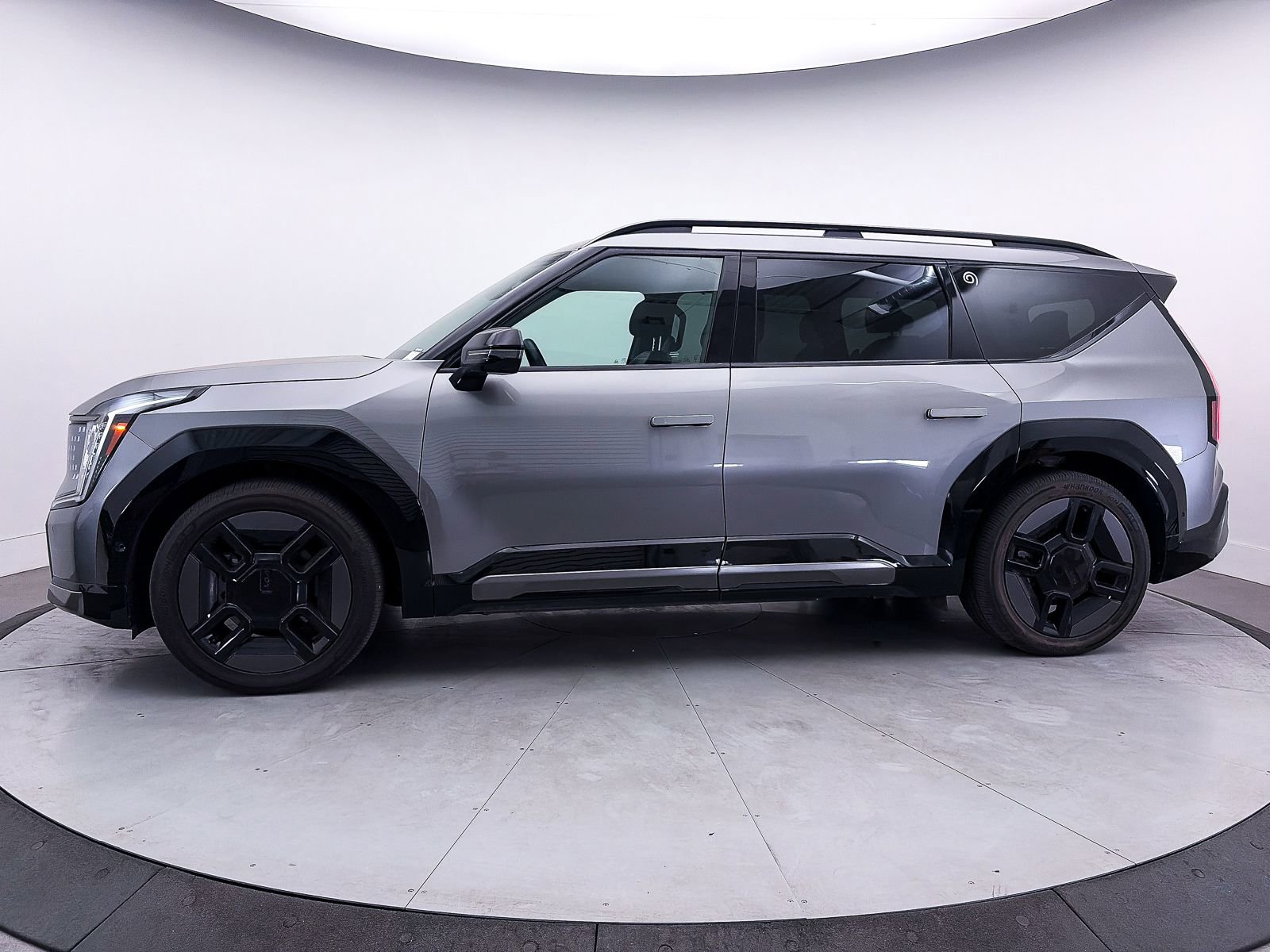 Used 2024 Kia EV9 GT-Line image 46