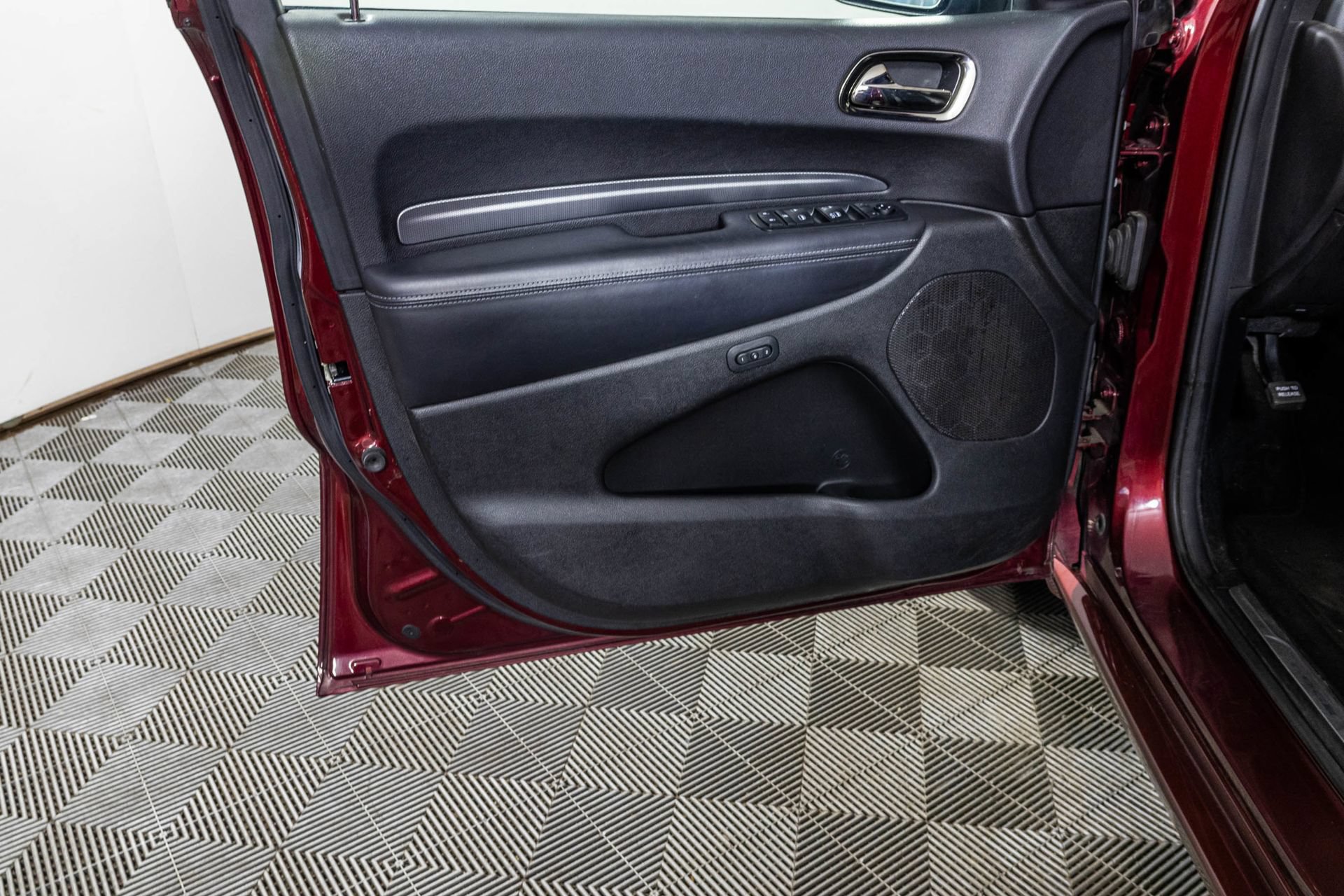 Used 2019 Dodge Durango R/T AWD/4WD image 38