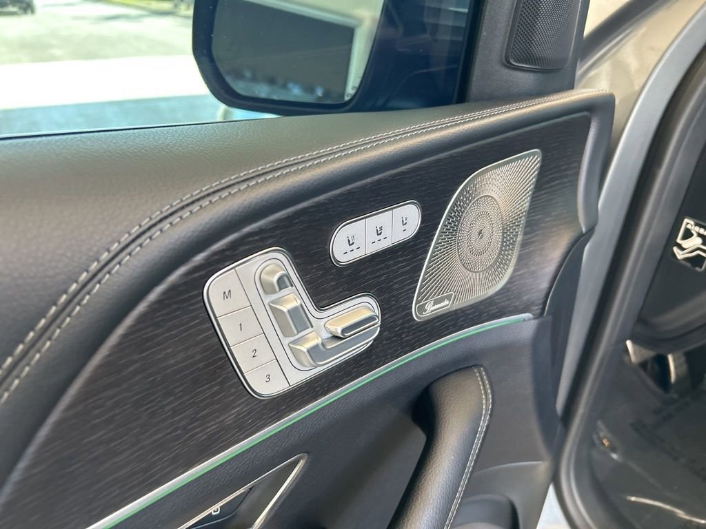 Used 2023 Mercedes-Benz GLS 450 GLS 450 w/ AMG Line Exterior image 48