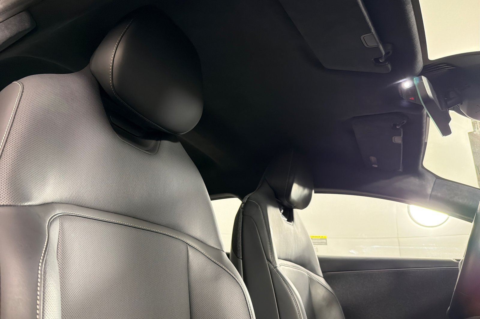 Used 2024 Lucid Air Touring AWD/4WD image 15