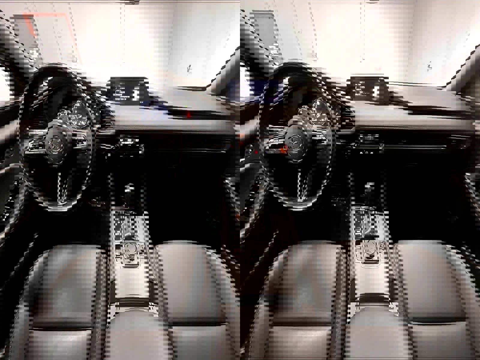 Used 2020 MAZDA MAZDA3 Hatchback image 16