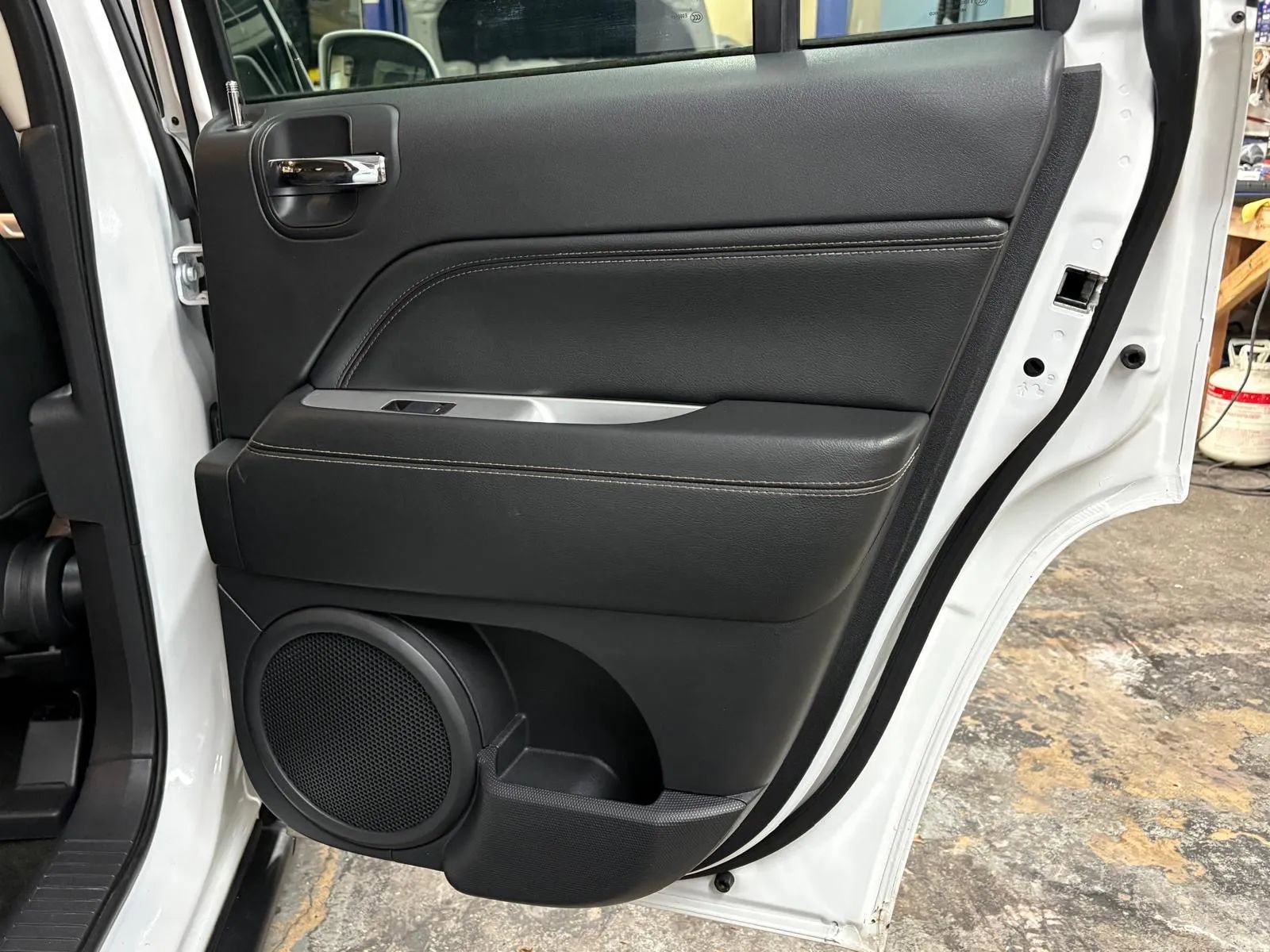 Used 2017 Jeep Compass High Altitude image 24