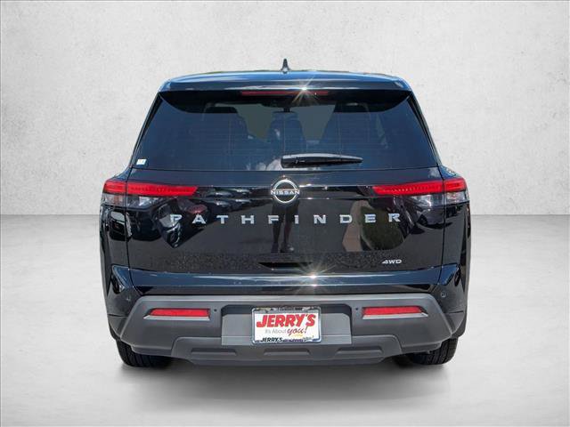 Used 2024 Nissan Pathfinder S image 7