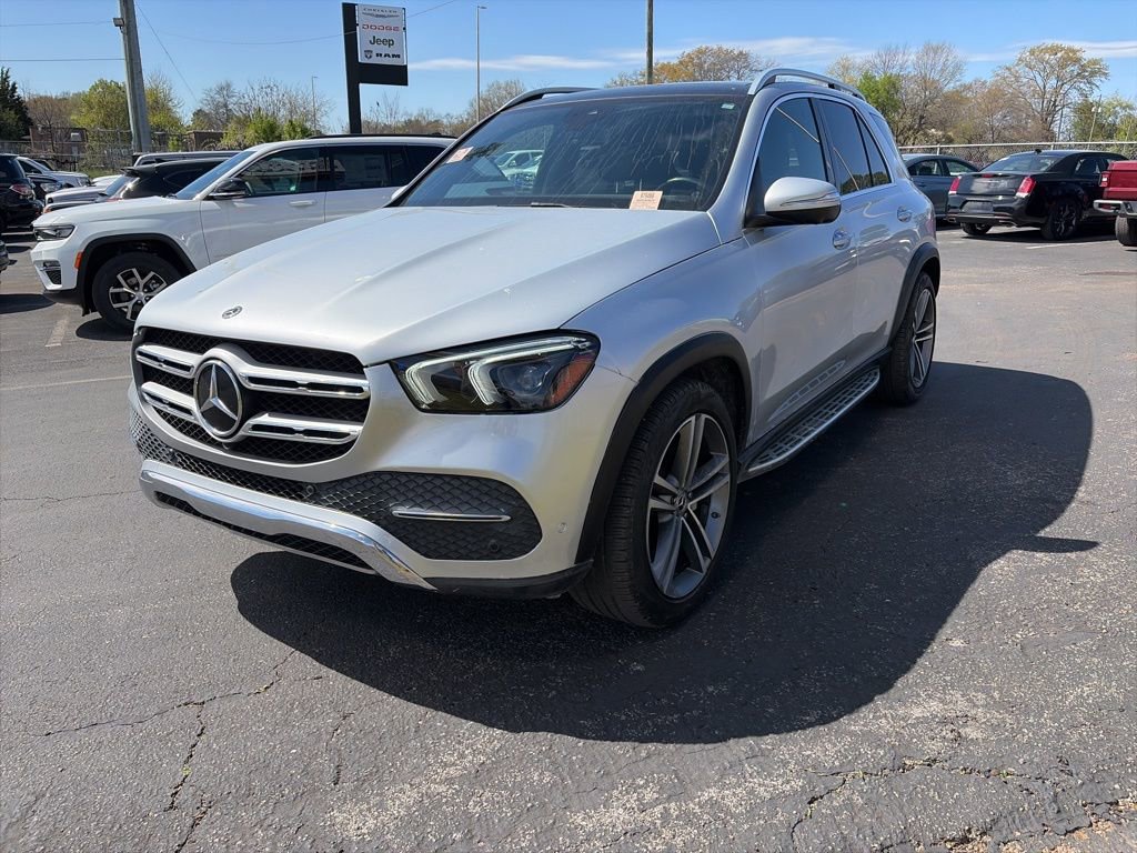 Used 2020 Mercedes-Benz GLE 350 w/ Premium Package image 3