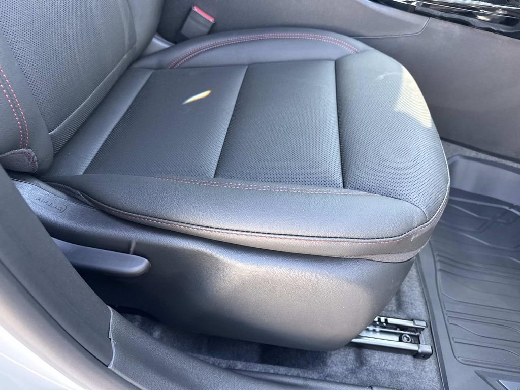 New 2026 Chevrolet Trax RS w/ Sunroof Package image 12