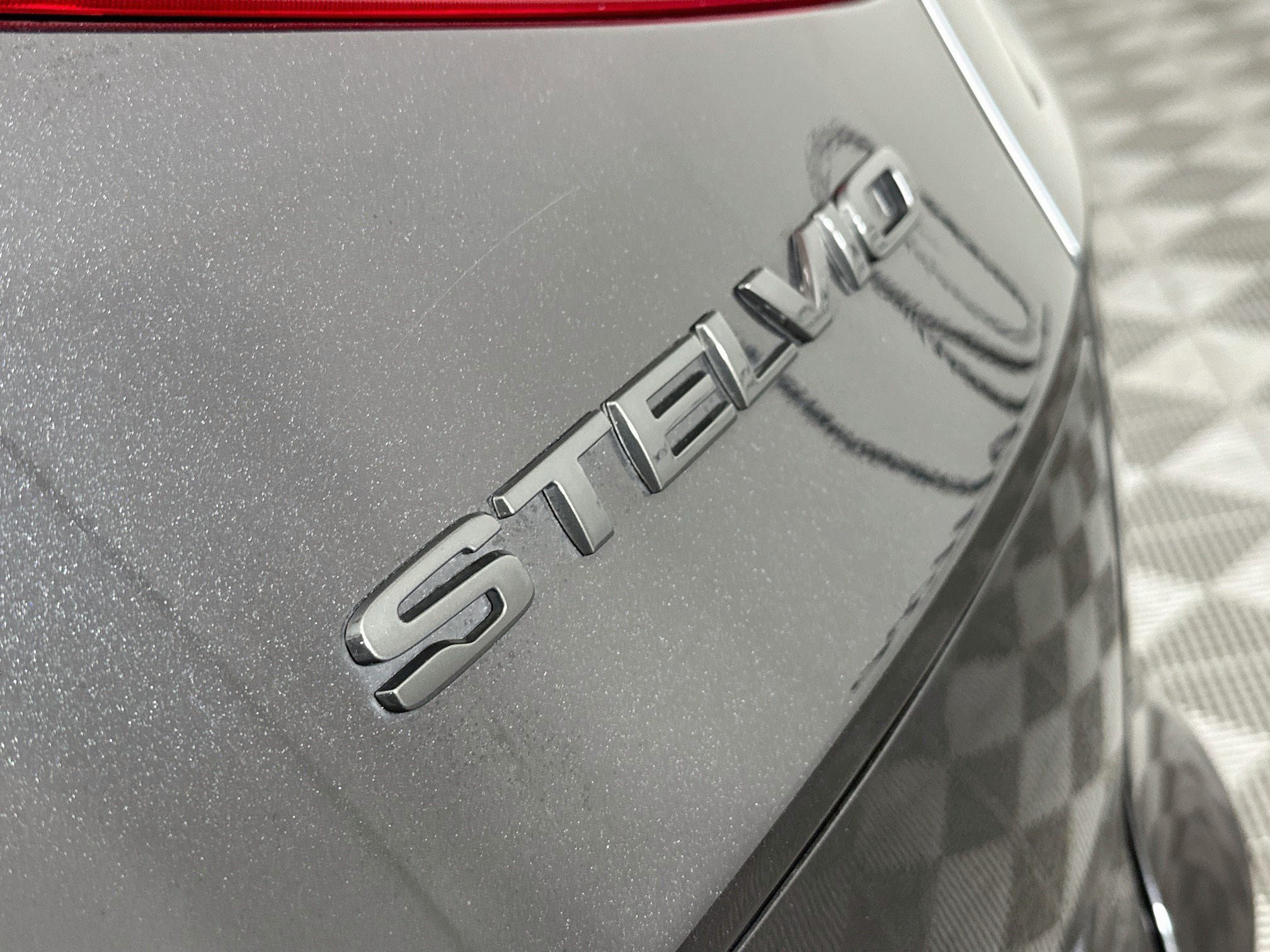 Used 2023 Alfa Romeo Stelvio Veloce AWD/4WD image 27