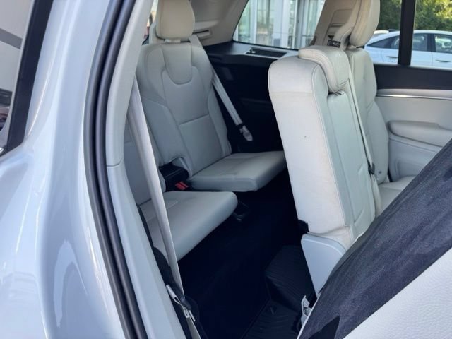 Used 2021 Volvo XC90 T5 Momentum w/ Protection Package AWD/4WD image 37